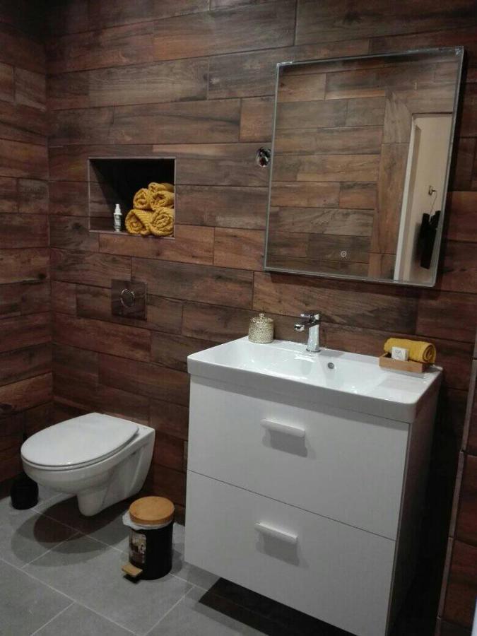 לינה וארוחת בוקר Thiat L'Esquilon Chambre D'Hote מראה חיצוני תמונה