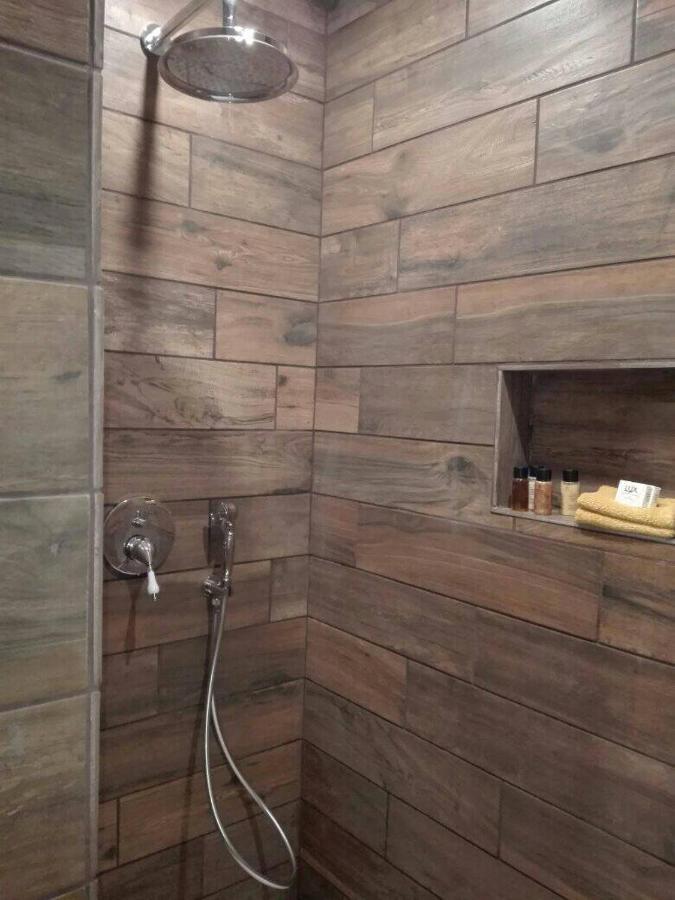 לינה וארוחת בוקר Thiat L'Esquilon Chambre D'Hote מראה חיצוני תמונה